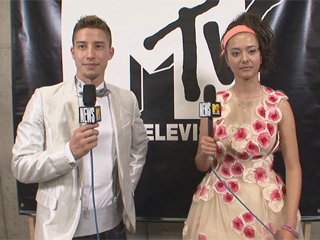VJ Chris、VJ アリサ