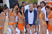 Nike Ladies with 素のくまだ氏