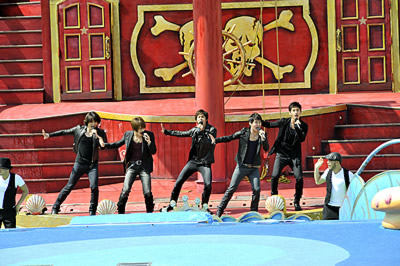 東方神起USJ